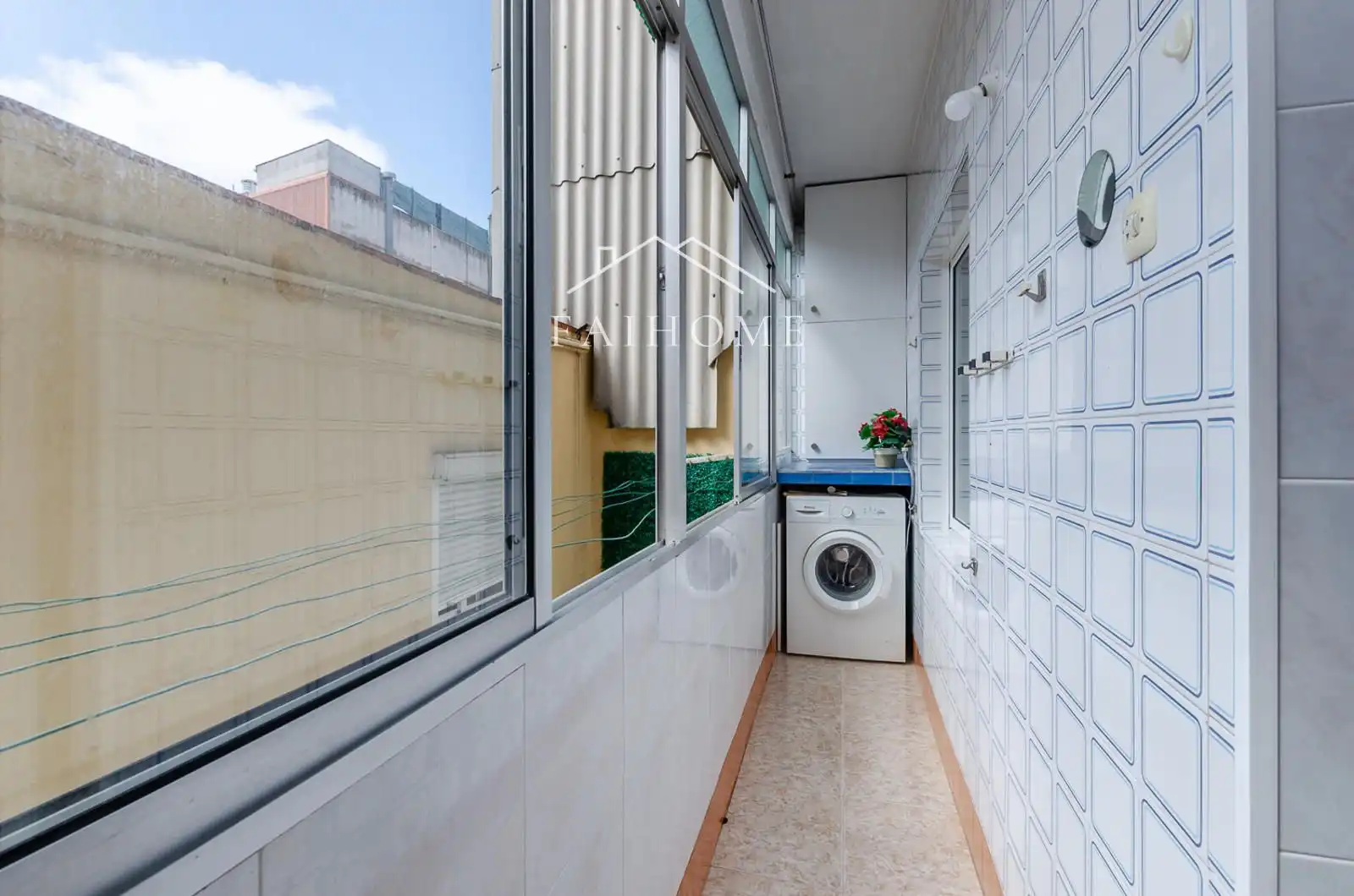 Terraza de Piso en venta en Badalona con Calefacción, Horno y Lavadora