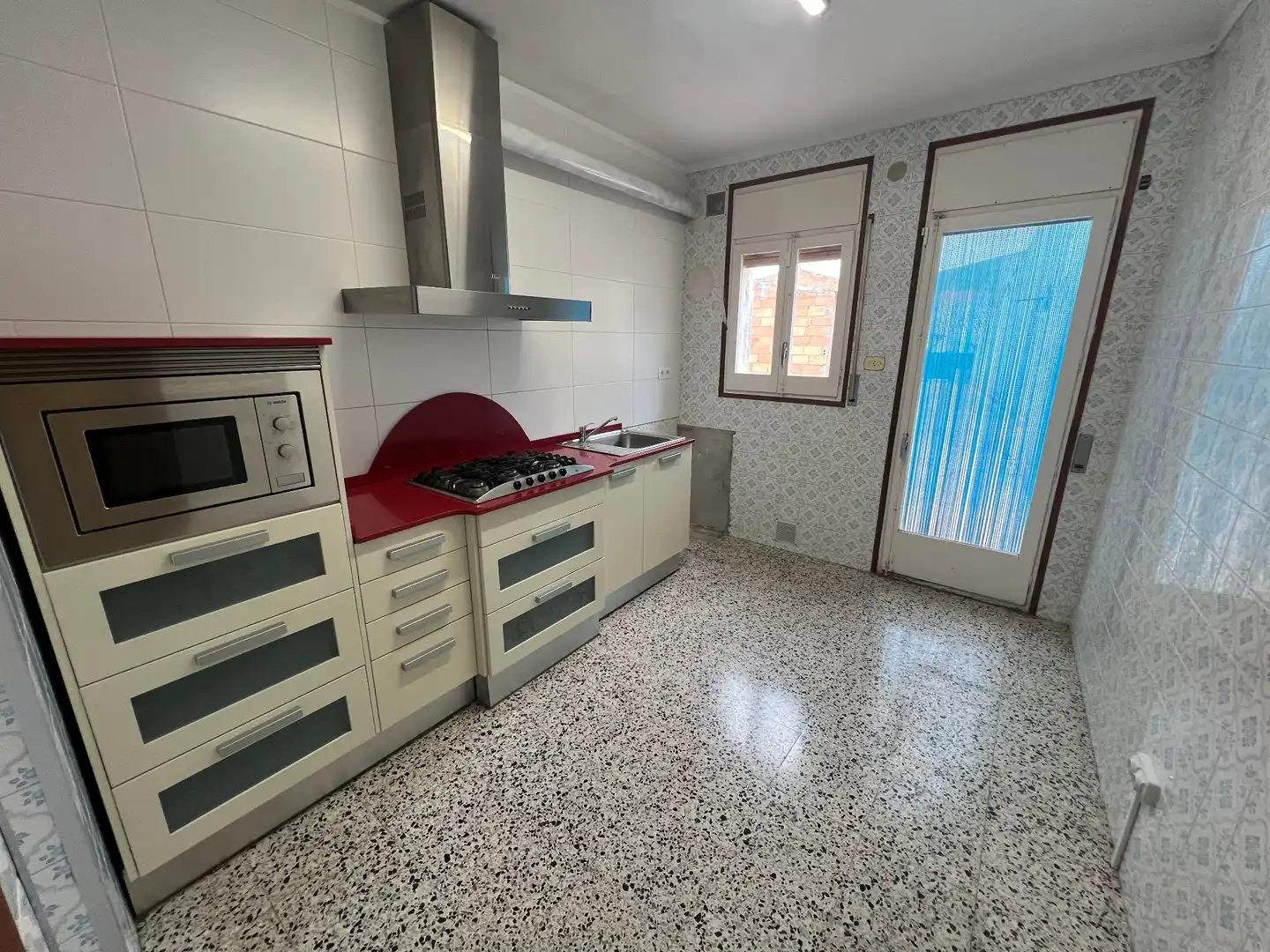 Cuina de Casa o xalet en venda en Anglesola amb Aire condicionat, Jardí privat i Terrassa