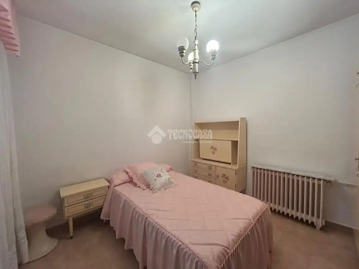 Schlafzimmer von Wohnung zum Verkauf in Argamasilla de Calatrava mit Klimaanlage, Heizung und Terrasse