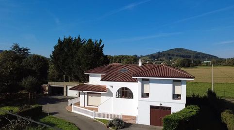 Casa en venta en Castillo, 5 dormitorios.