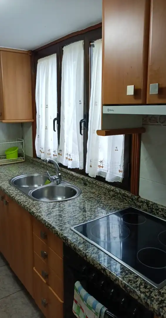 Cocina de Casa o chalet en venta en Toques con Trastero