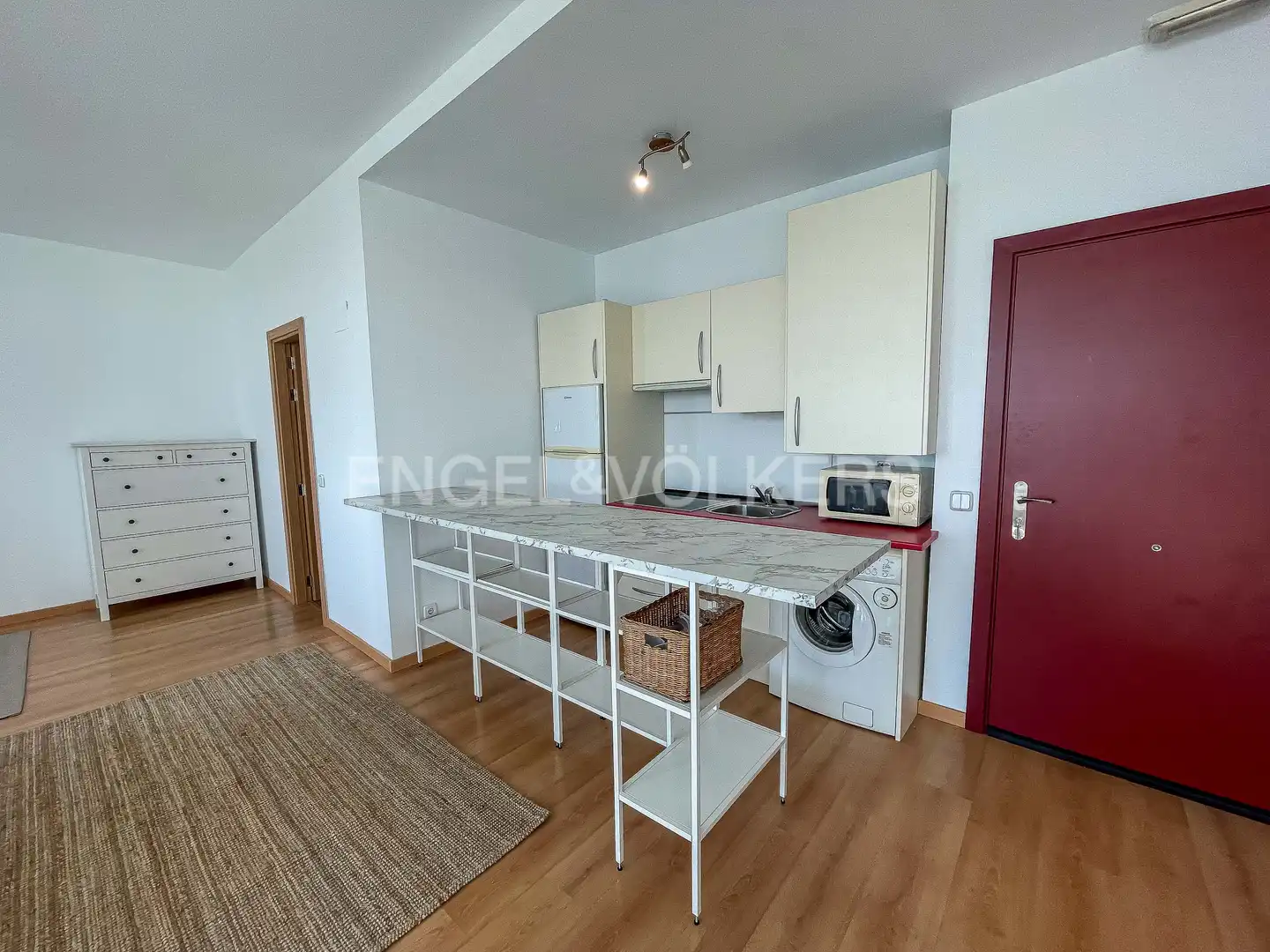 Kitchen of Study for rent in San Sebastián de los Reyes  with Air Conditioner, Heating and Parquet flooring