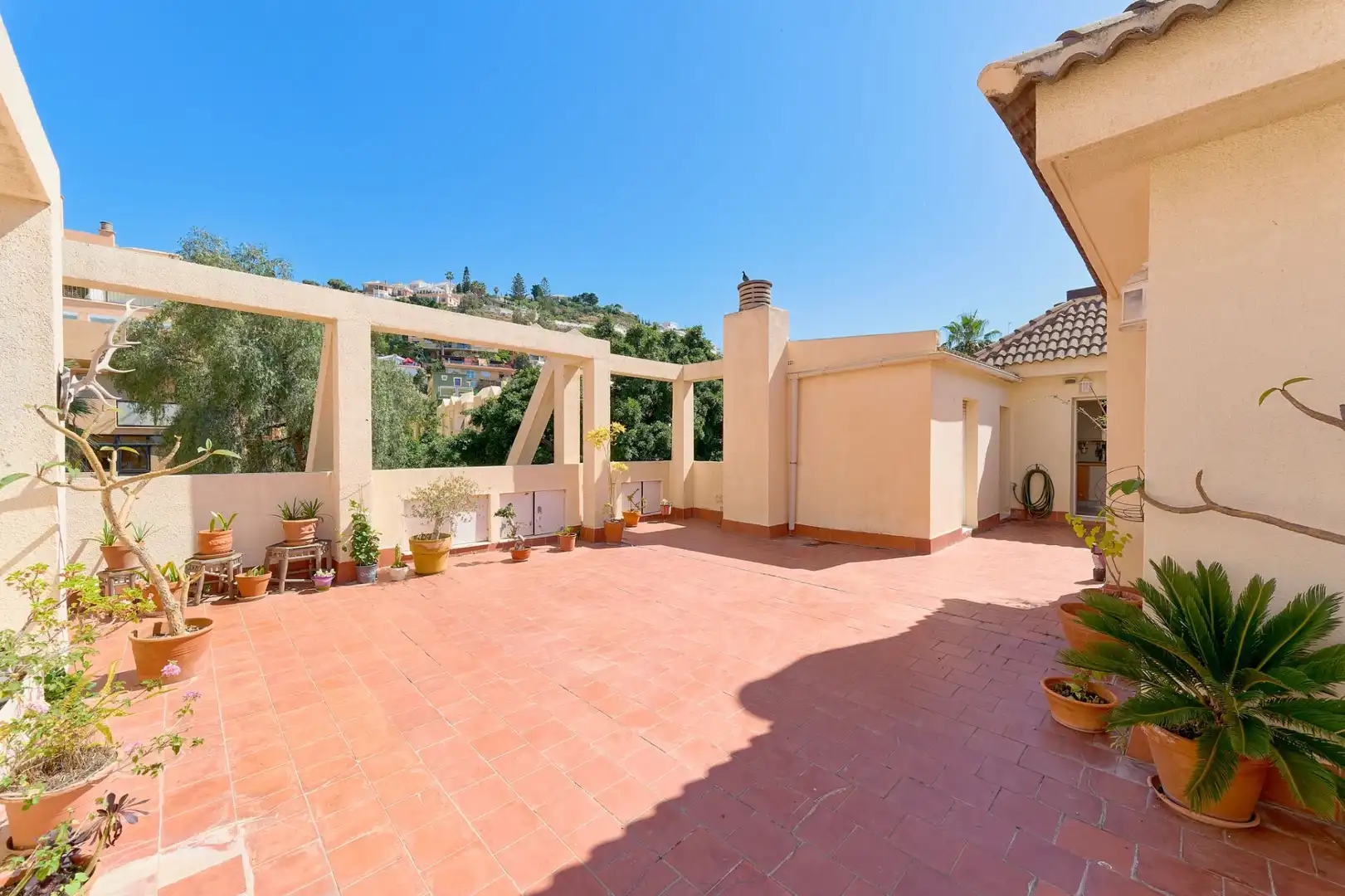 Außenansicht von Dachboden zum Verkauf in Málaga mit Klimaanlage und Terrasse