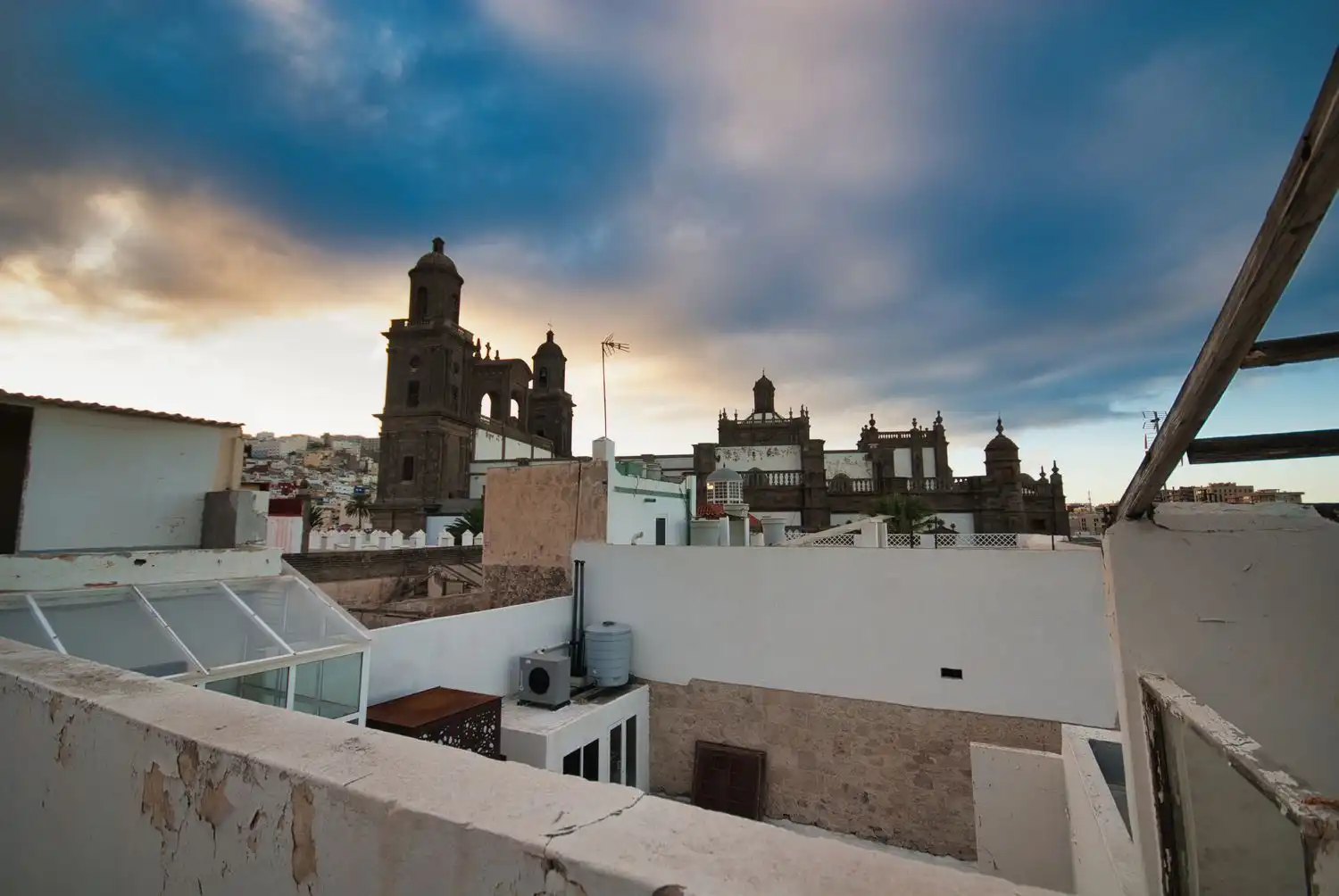 Vista exterior de Edifici en venda en Las Palmas de Gran Canaria