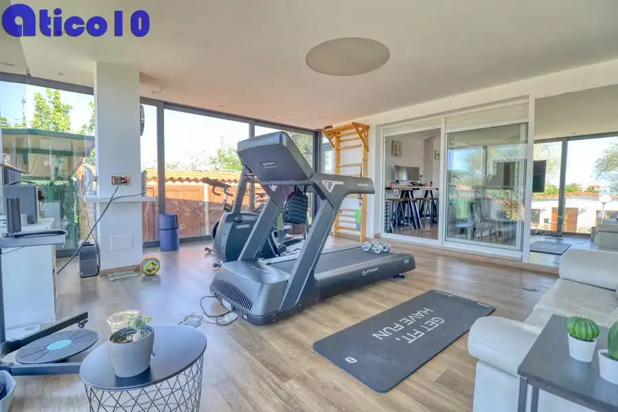 Sala de estar de Casa o chalet en venta en Gijón  con Calefacción, Jardín privado y Parquet