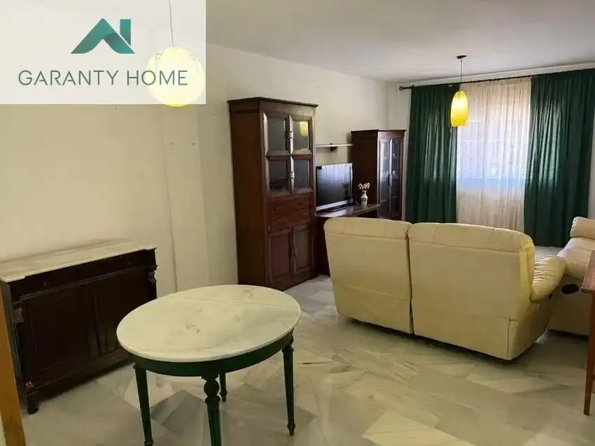 Sala de estar de Piso en venta en Málaga con Aire acondicionado, Trastero y Amueblado