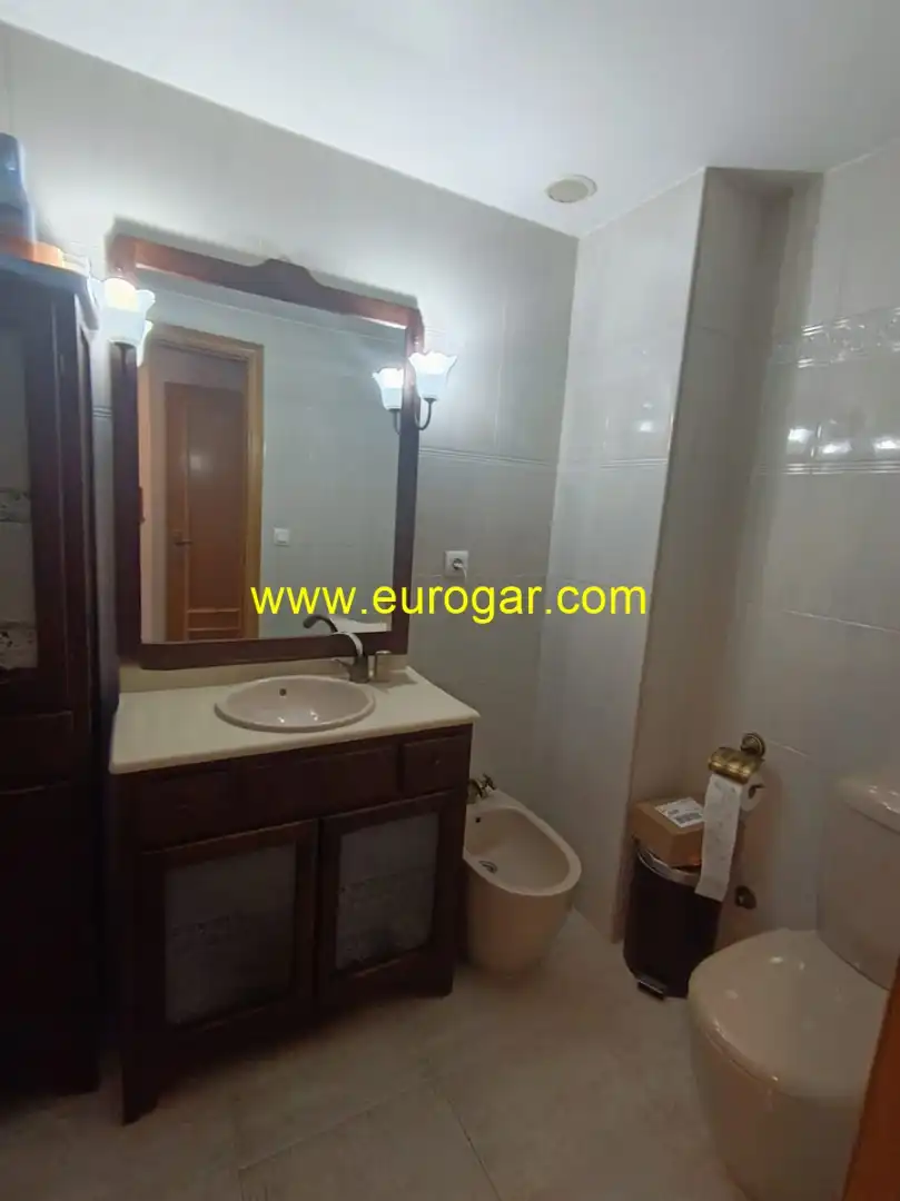Bathroom of Duplexes for sale in Cheste, Valencia