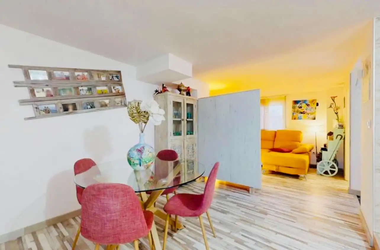 Exterior view of Flat for sale in Oliva  with Air Conditioner, Heating and Terrace