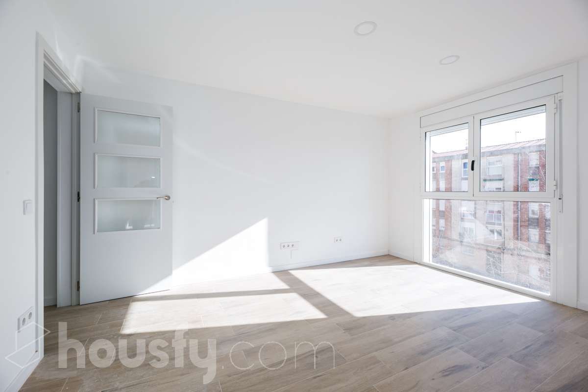 Dormitori de Pis en venda en Sabadell