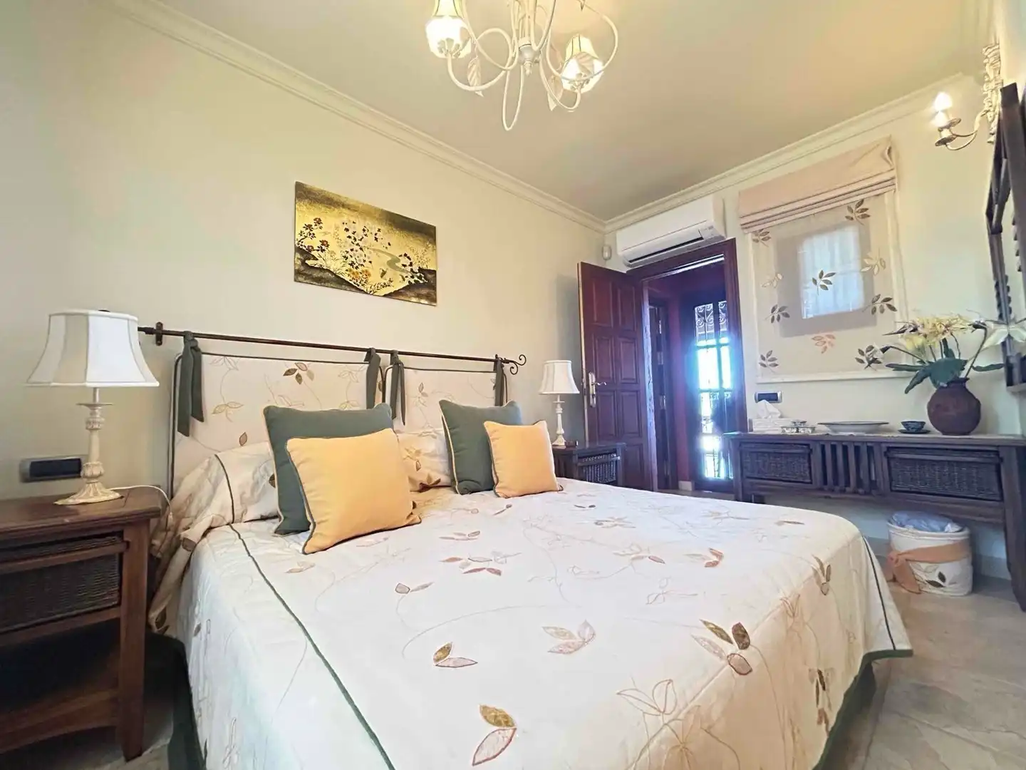 Habitación de Casa o chalet en venta en Cuevas del Almanzora con Aire acondicionado, Calefacción y Jardín privado
