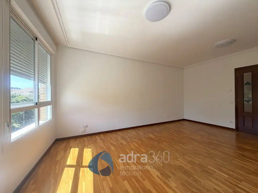 Schlafzimmer von Wohnung zur Miete in  Logroño mit Heizung