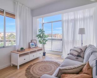 Living room of Flat to share in  Almería Capital  with Air Conditioner, Terrace and Balcony