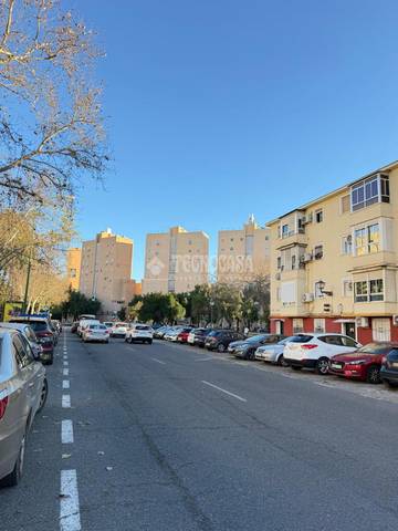 Piso en Venta en Calle josé saramago en Parque María Luisa -Giralda Sur