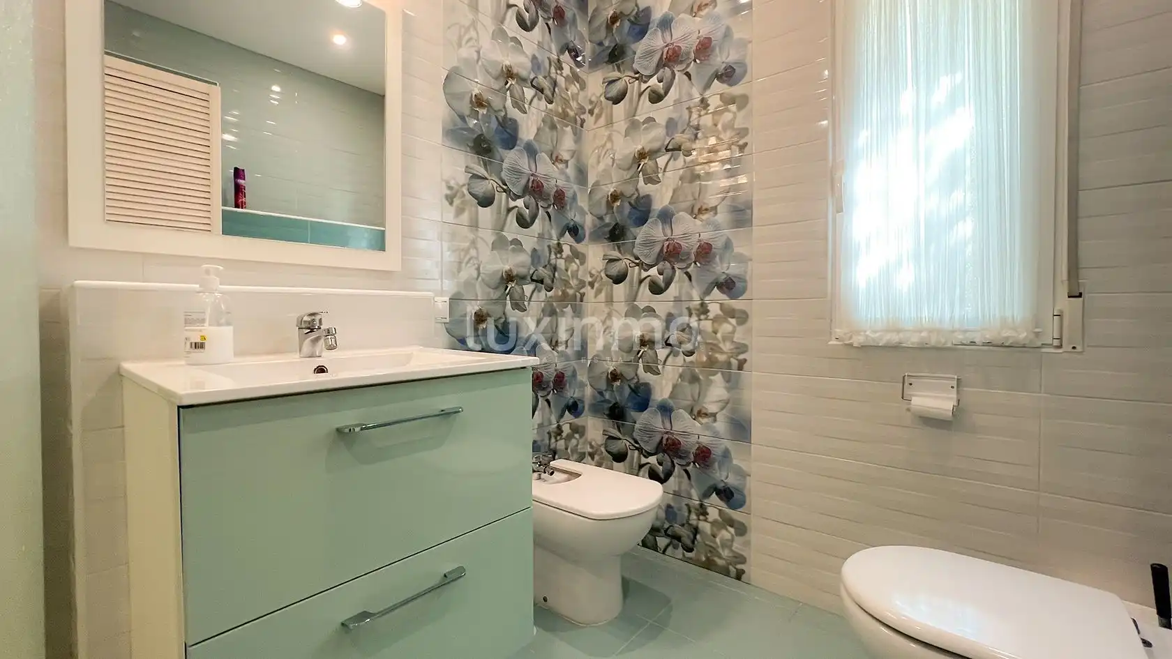 Bathroom of Houses for sale in Dénia  with Terrace, Storage room and Swimming Pool