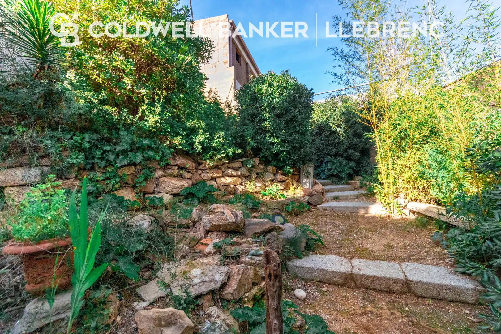 Jardín de Casa o chalet en venta en Barcelona con Aire acondicionado, Calefacción y Jardín privado