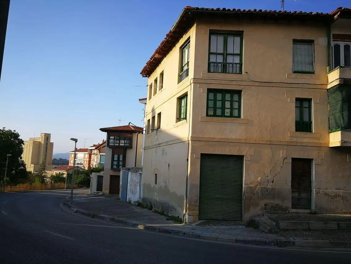 Casa en venta en Medina de Pomar, imagen 3