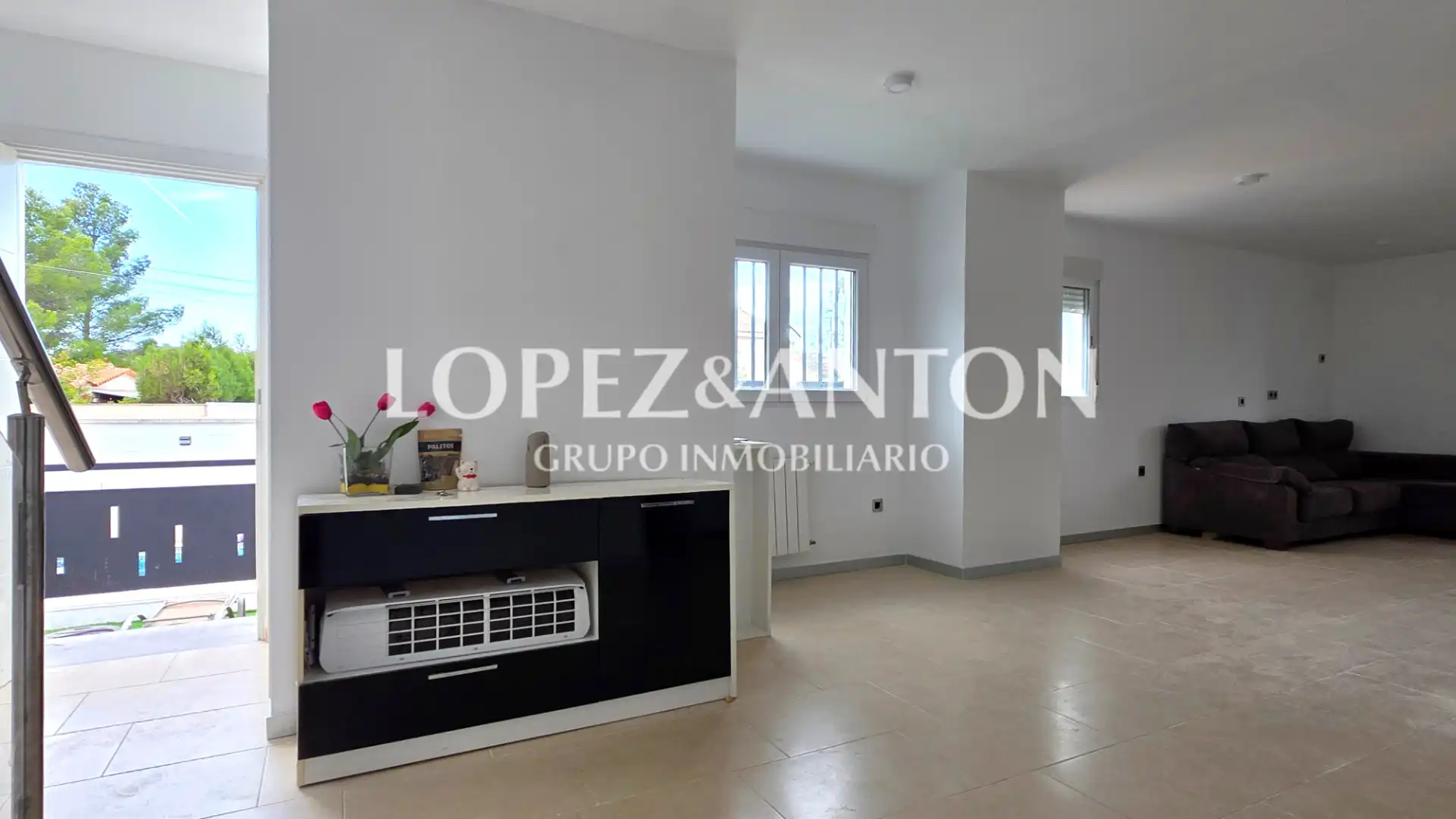 Houses for sale in L'Eliana  with Air Conditioner, Heating and Private garden