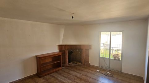 Foto 3 de Casa adosada en venta en Calle San Lorenzo, 36, Hoyos, Cáceres