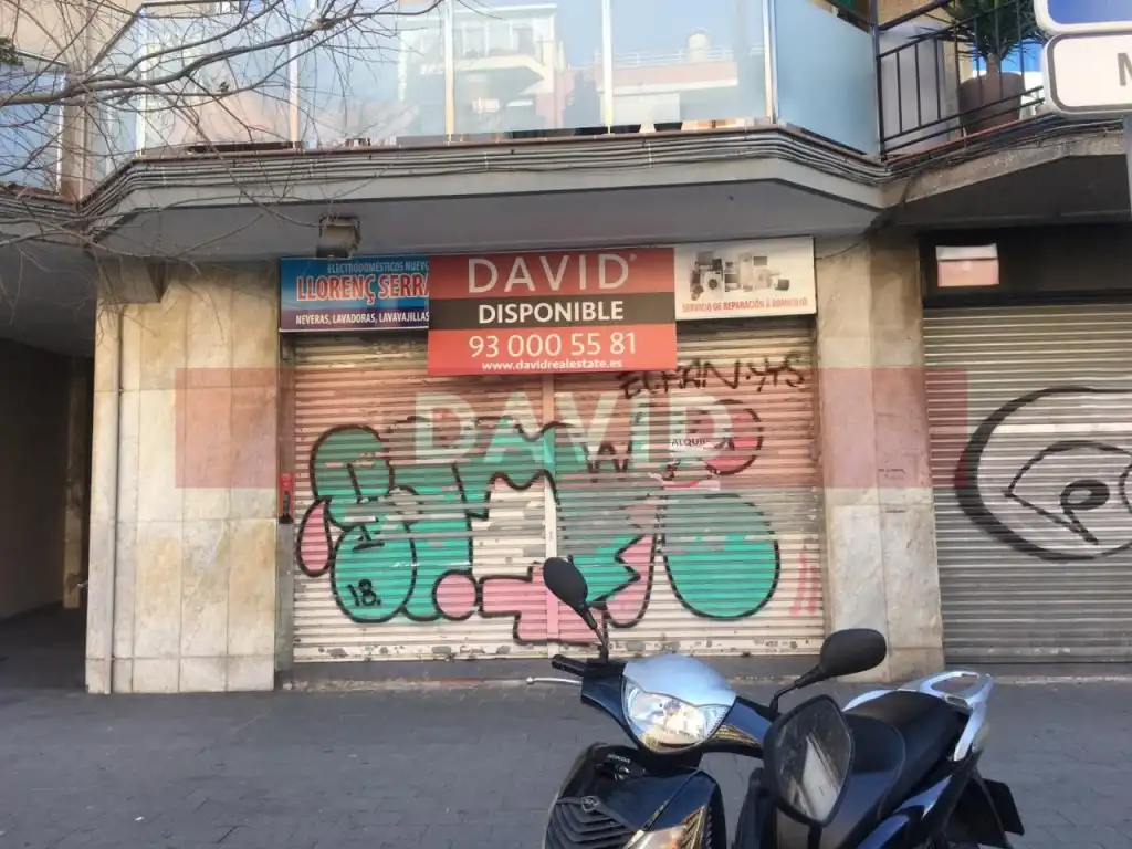 Local comercial en alquiler en Paseo Llorenc Serra