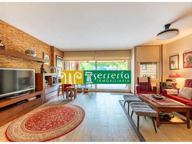Casa adosada en Venta en Avenida Almendros en Campolivar