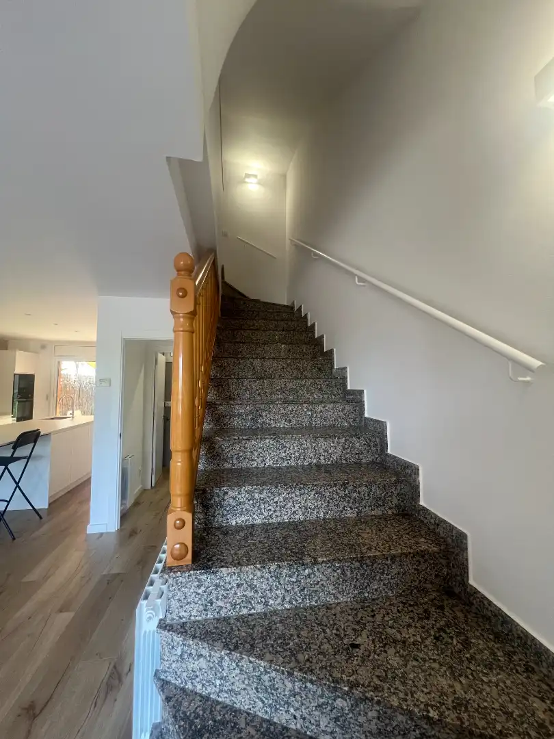 Einfamilien-Reihenhaus zum Verkauf in Castellbisbal mit Heizung, Privatgarten und Parkett