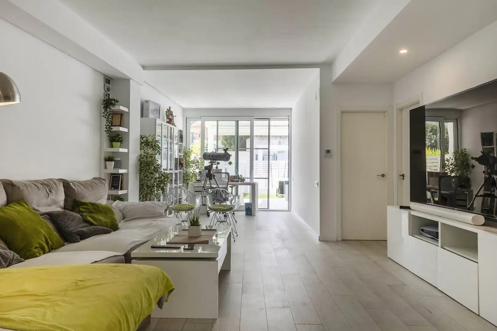 Sala de estar de Casa adosada en venta en San Antonio de Benagéber con Aire acondicionado, Calefacción y Terraza