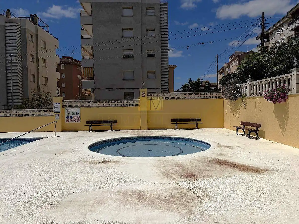 Piscina de Ático de alquiler en Cunit con Aire acondicionado, Calefacción y Terraza