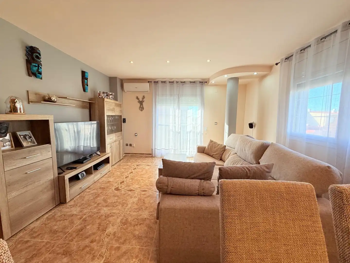 Sala de estar de Casa o chalet en venta en Sant Jaume d'Enveja con Aire acondicionado, Calefacción y Terraza