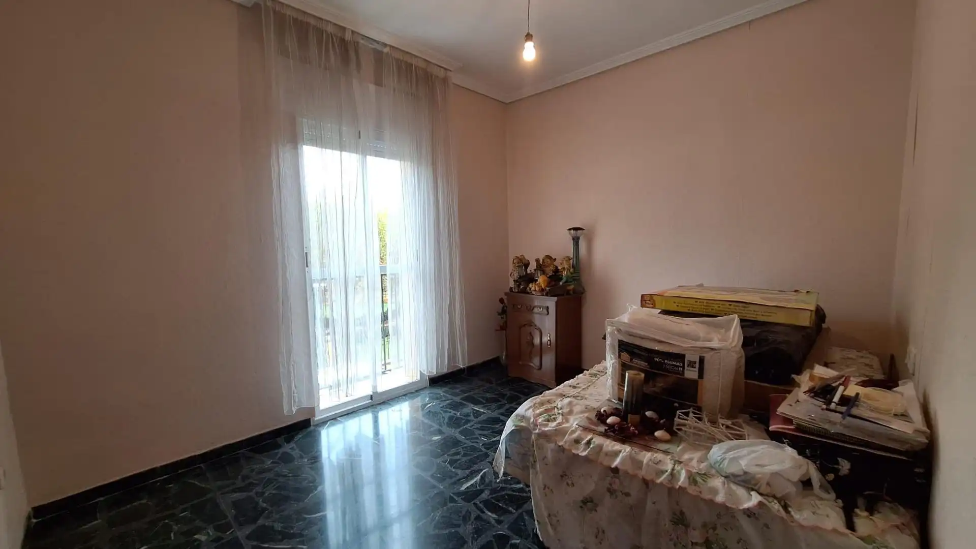 Sala d'estar de Casa o xalet en venda en Almodóvar del Río amb Aire condicionat, Calefacció i Terrassa
