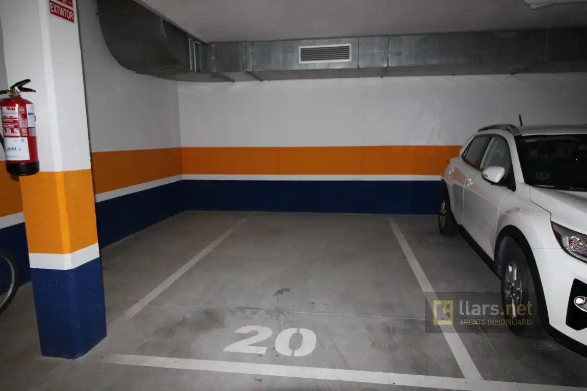 Garage for rent in Carrer Antoni Maria Alcover, Masia Nova - Solicrup