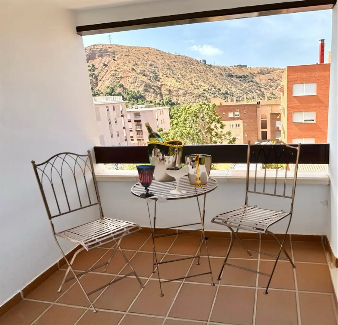 Terraza de Piso en venta en  Granada Capital con Aire acondicionado, Terraza y Piscina