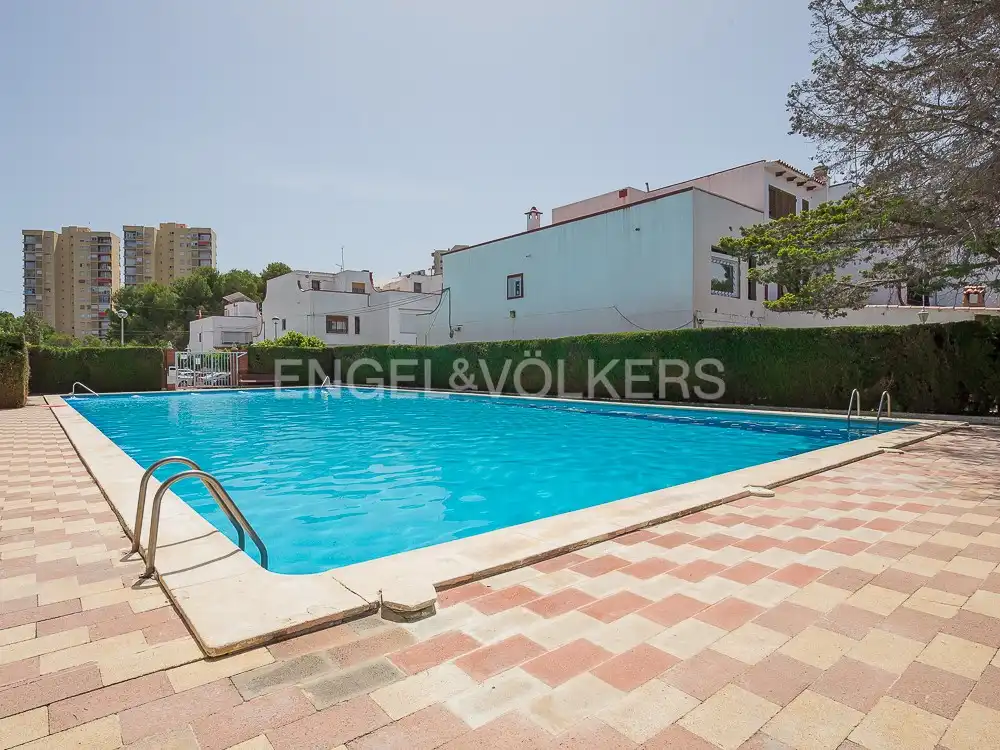 Swimming pool of Houses for rent in Valencia  with Air Conditioner, Heating and Private garden