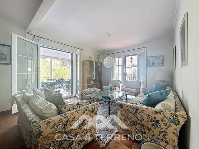 Casa-chalet en Venta en las casillas    en Arenas