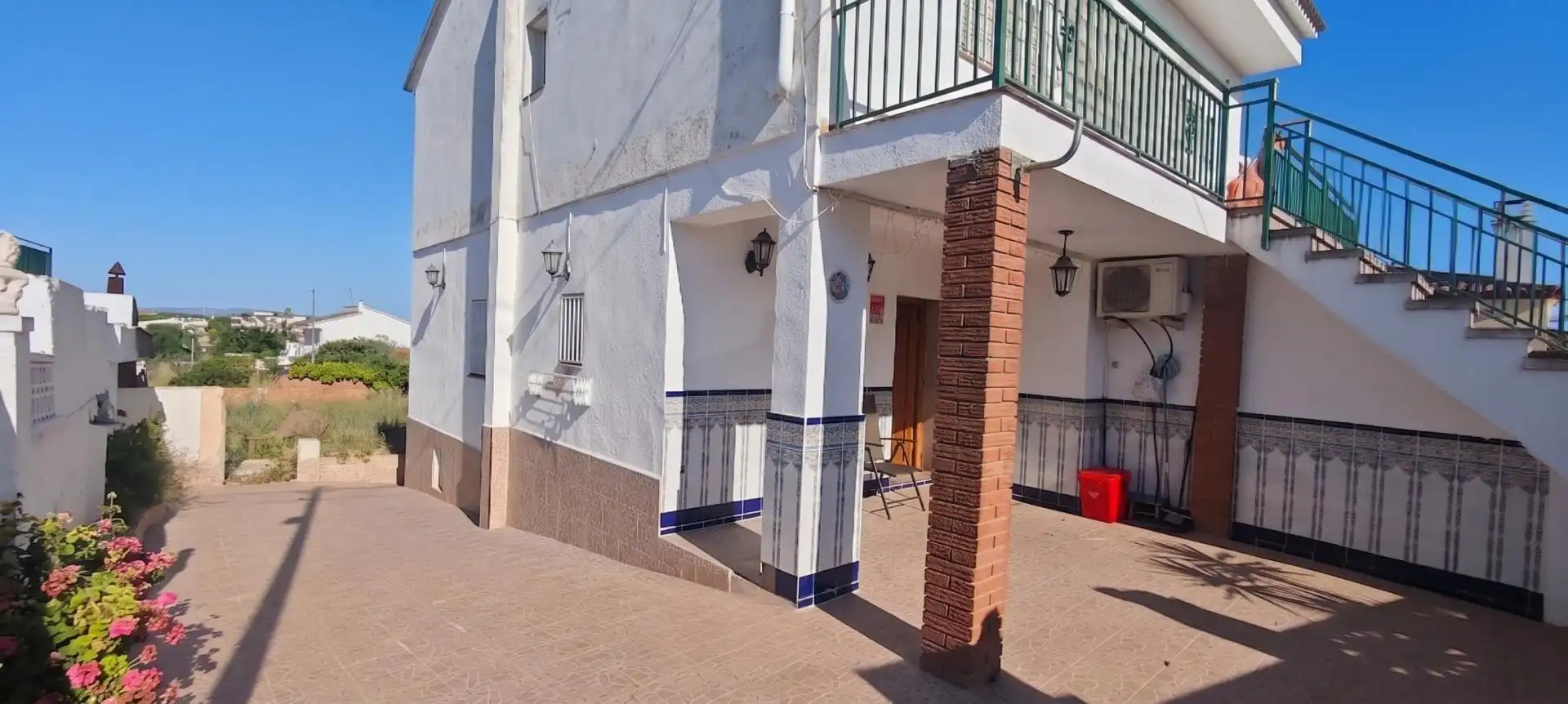 Vista exterior de Pis en venda en La Bisbal del Penedès amb Aire condicionat, Calefacció i Terrassa