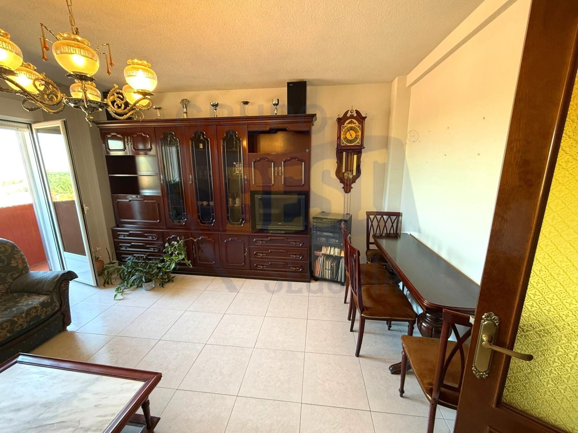 Living room of Flat for sale in Segovia Capital  with Heating, Private garden and Terrace