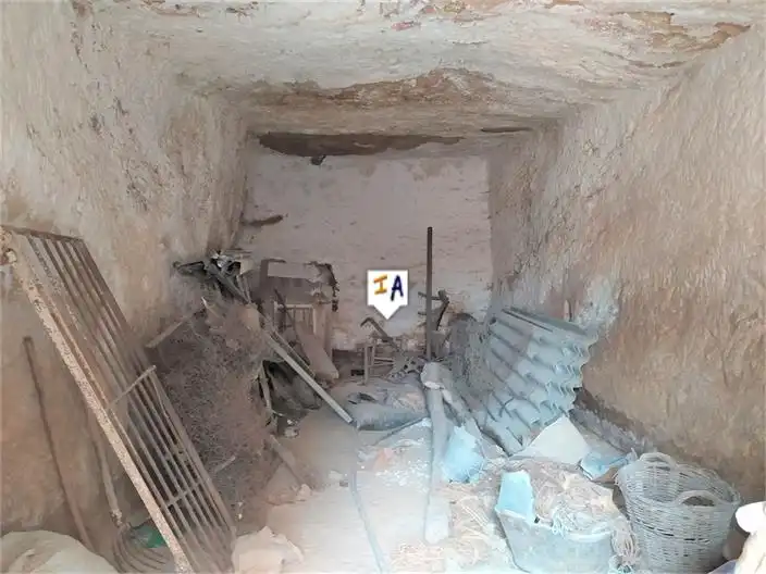 Casa adosada en venta en Iznájar