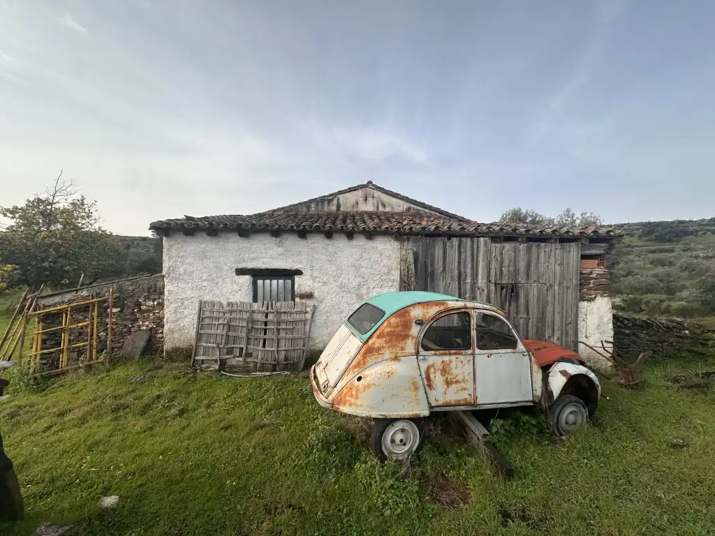 Außenansicht von Country house zum Verkauf in Valencia de Alcántara