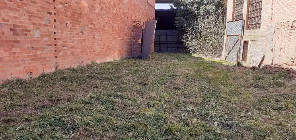 Nau industrial en venda a Escoles, Aitona