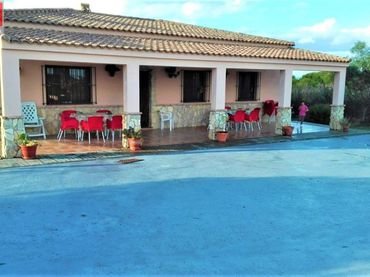 Maison rustique avec jardin à vendre à Lepe