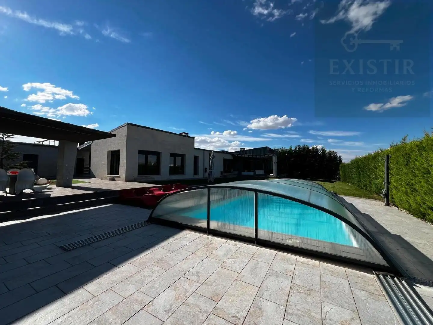 Swimming pool of Houses for sale in Villalobón