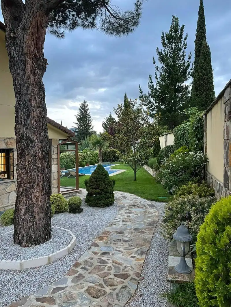 Jardí de Casa o xalet en venda en Valdemanco amb Calefacció, Terrassa i Traster