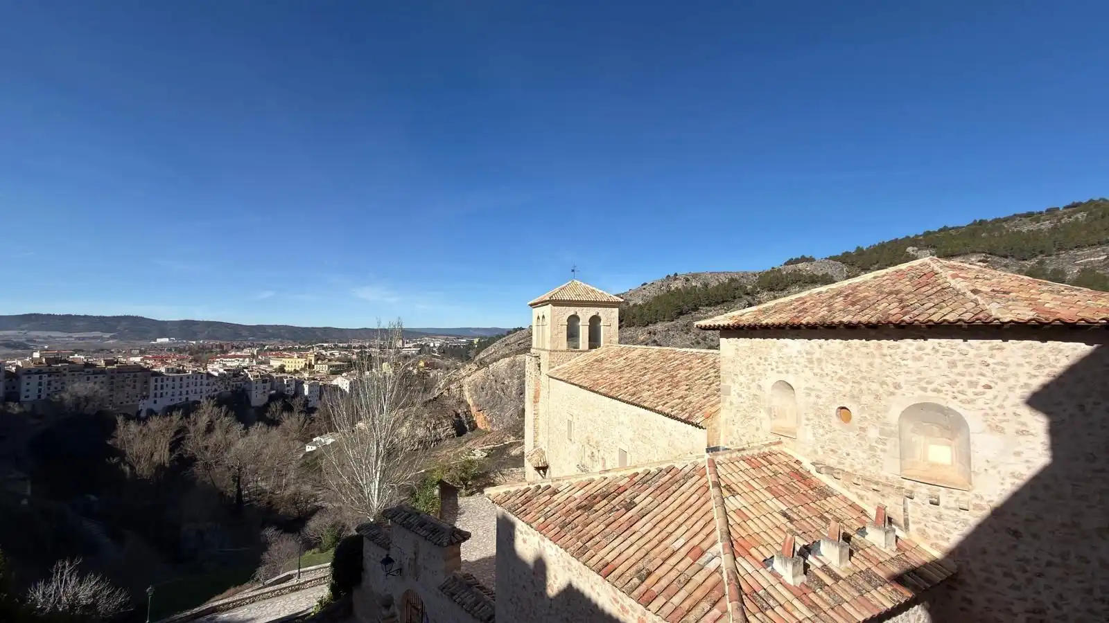 Vista exterior de Pis en venda en Cuenca amb Calefacció i Moblat