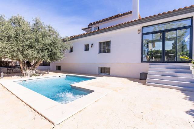 Casa-chalet en Venta en Calle DOÑANA en La Alcayna