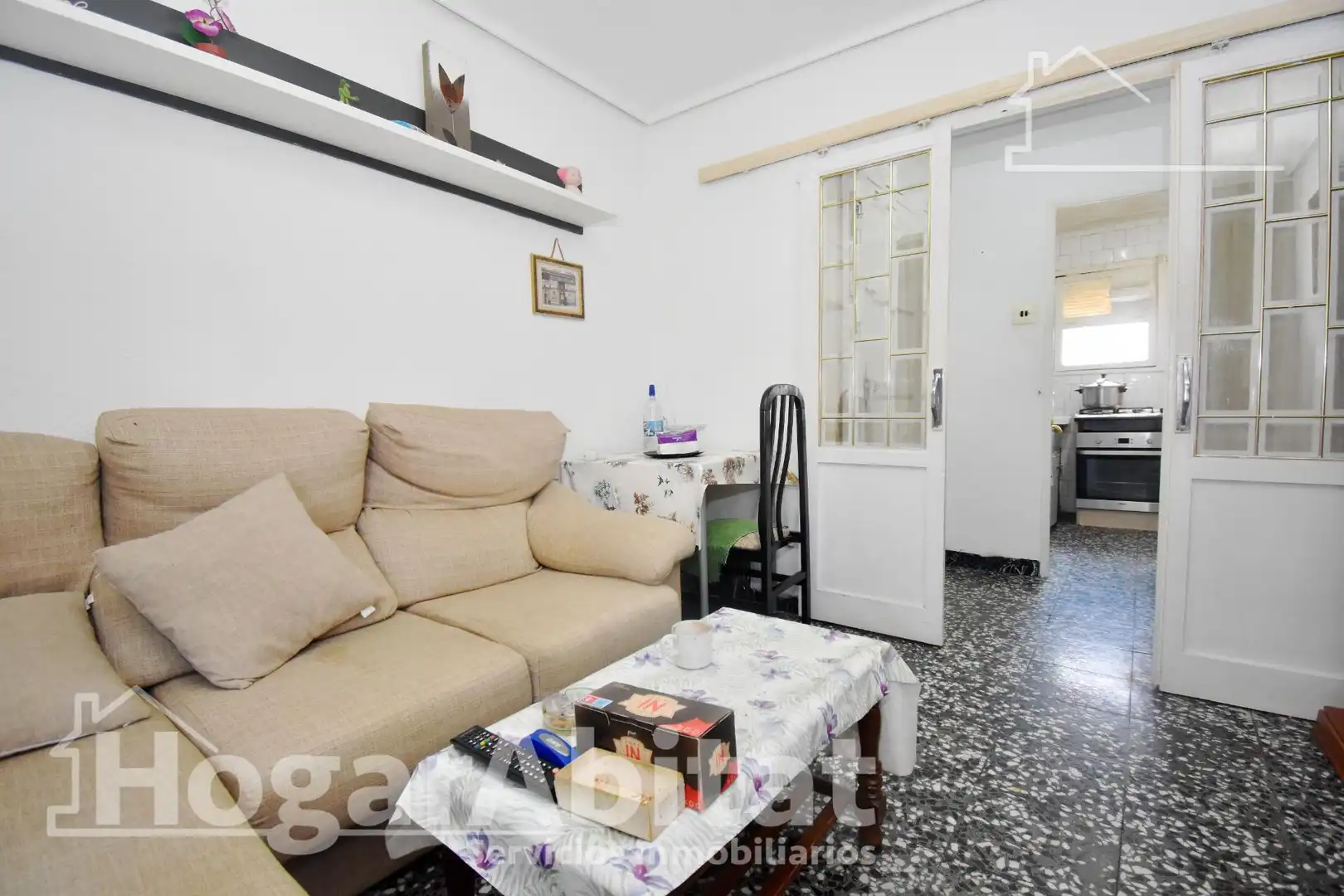 Sala d'estar de Pis en venda en Castellón de la Plana / Castelló de la Plana amb Moblat i Balcó