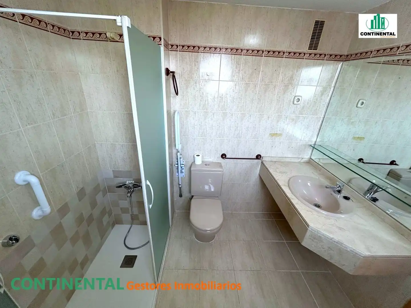 Bathroom of Flat for sale in Collado Villalba  with Air Conditioner, Heating and Terrace
