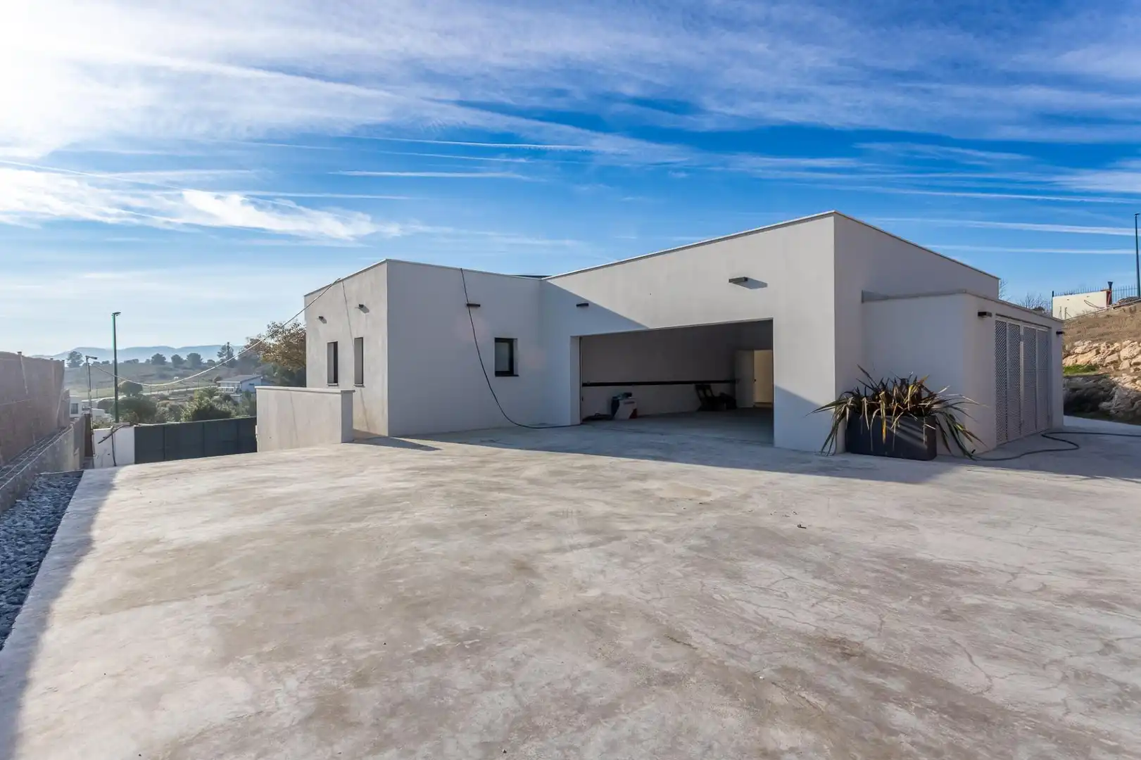 Vista exterior de Casa o chalet de alquiler en Sant Esteve Sesrovires con Calefacción, Jardín privado y Parquet