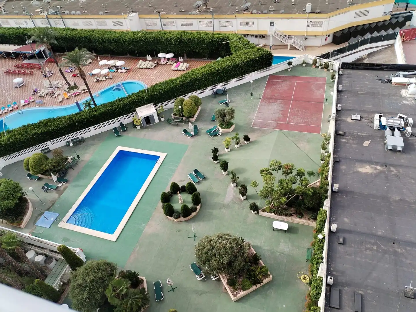 Piscina de Apartamento en venta en Benidorm con Aire acondicionado, Amueblado y Piscina comunitaria