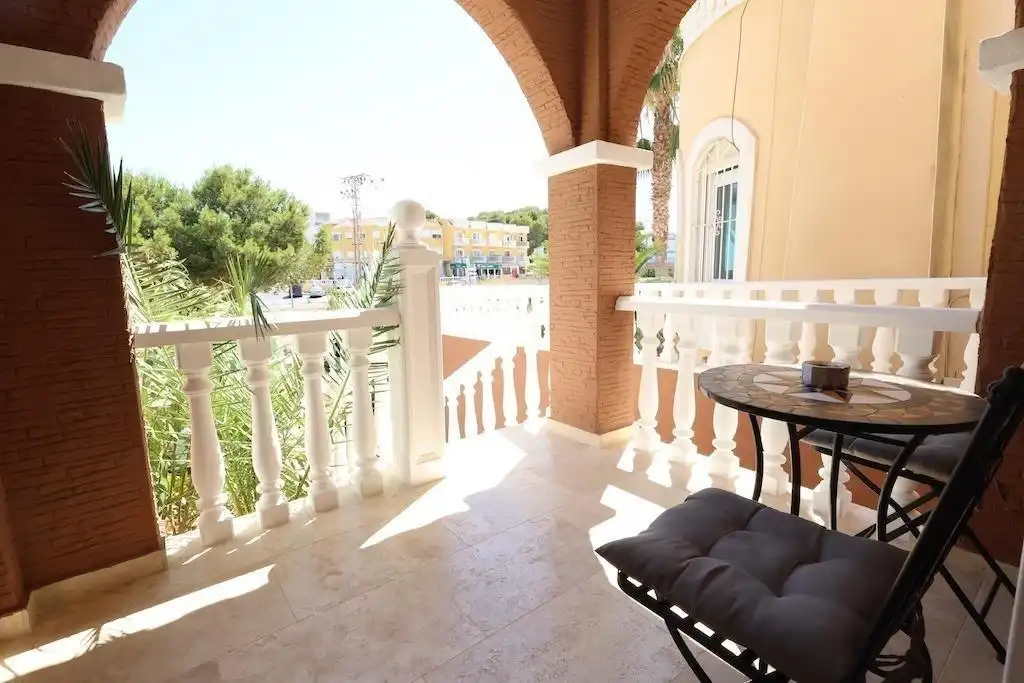 House with terrace for sale in Orihuela Costa, imagen 3
