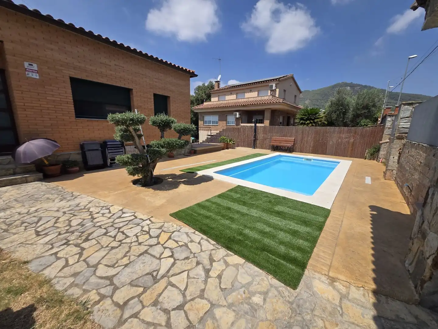 Piscina de Casa o chalet en venta en Sentmenat con Calefacción, Jardín privado y Piscina