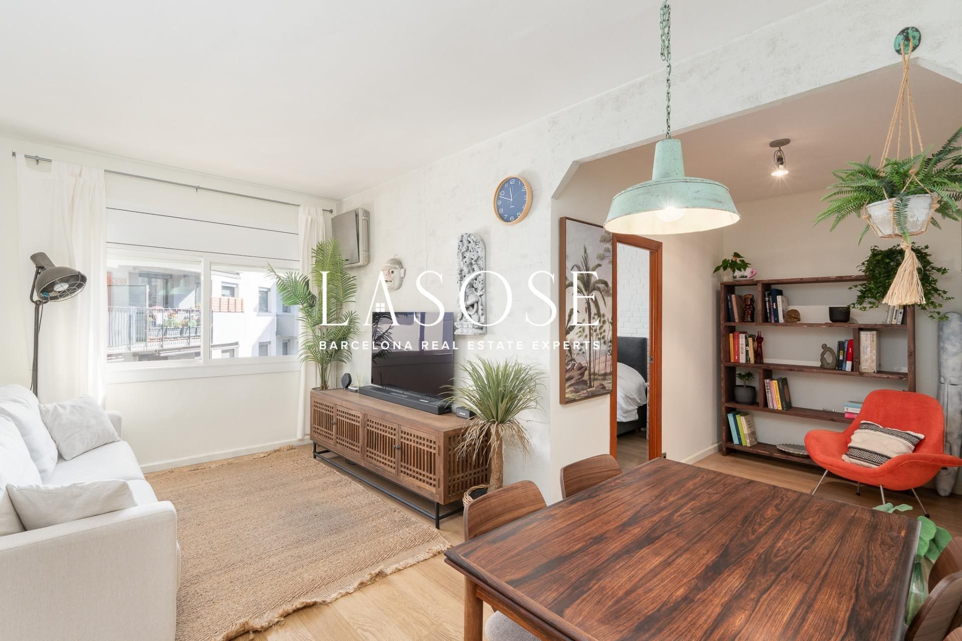 Living room of Flat for sale in  Barcelona Capital  with Air Conditioner
